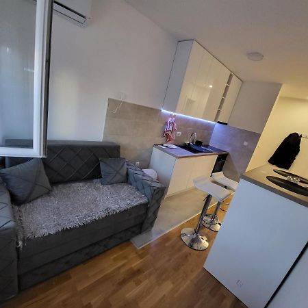 Holiday Novi Sad Ngoại thất bức ảnh