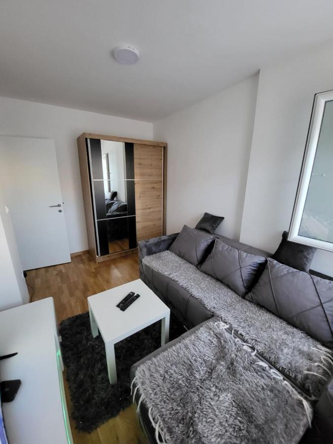 Holiday Novi Sad Ngoại thất bức ảnh